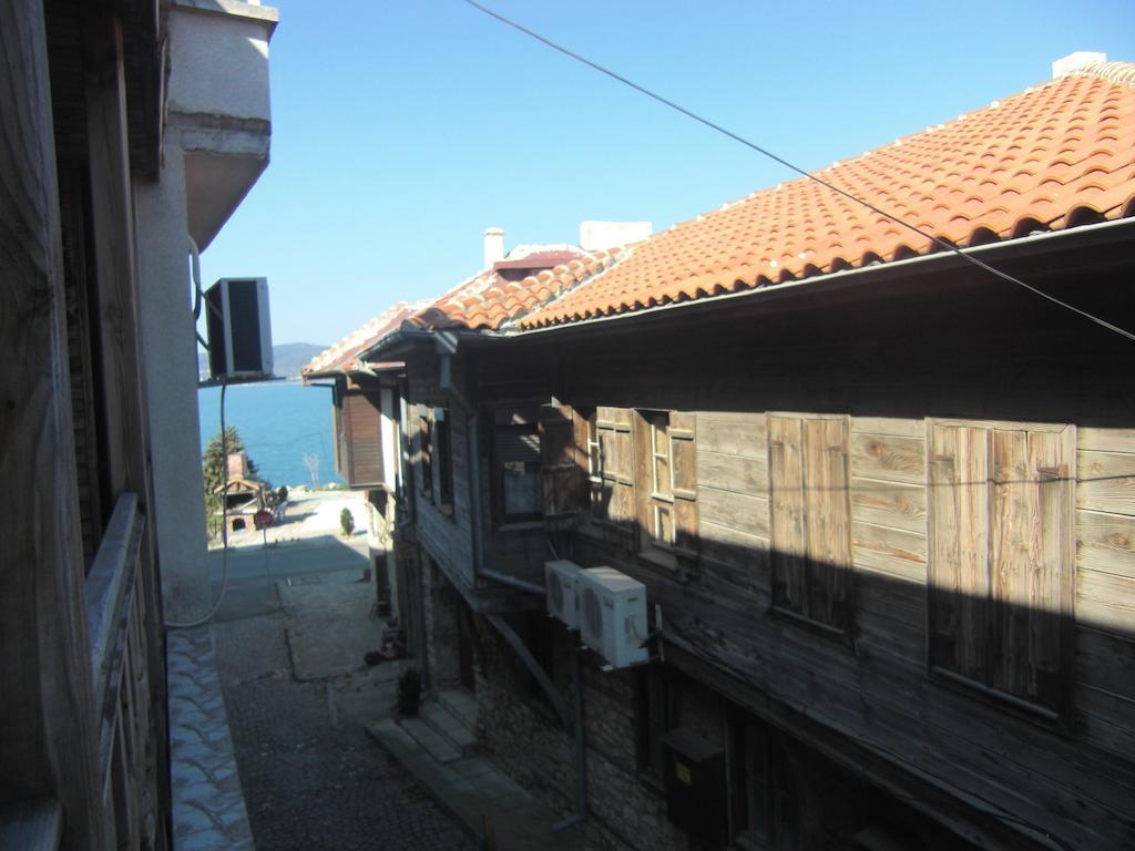 Guest House Antoaneta เนเซบาร์ ภายนอก รูปภาพ